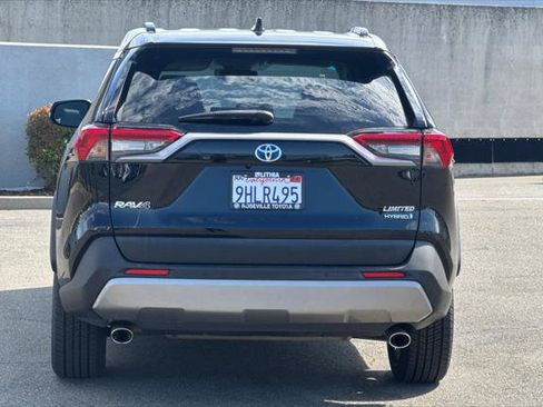 Certified 2023 Toyota RAV4 Limited AWD/4WD image 8