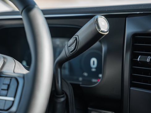 New 2026 Ford F250 Lariat w/ Chrome Package image 31