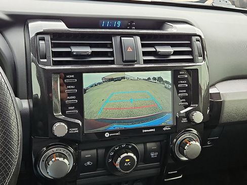 Used 2020 Toyota 4Runner SR5 image 16