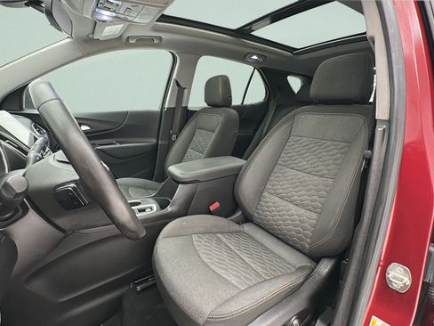 Used 2018 Chevrolet Equinox LT w/ Sun & Infotainment Package AWD/4WD image 14
