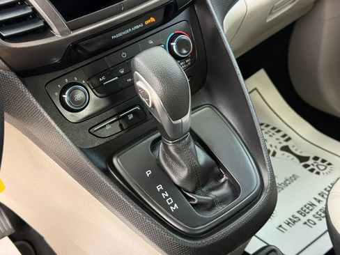 Used 2020 Ford Transit Connect XLT FWD image 23