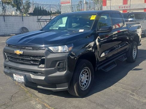 Used 2023 Chevrolet Colorado W/T w/ Technology Package RWD image 1