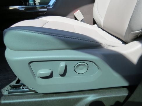 Used 2026 Chevrolet Silverado 1500 RST AWD/4WD image 20