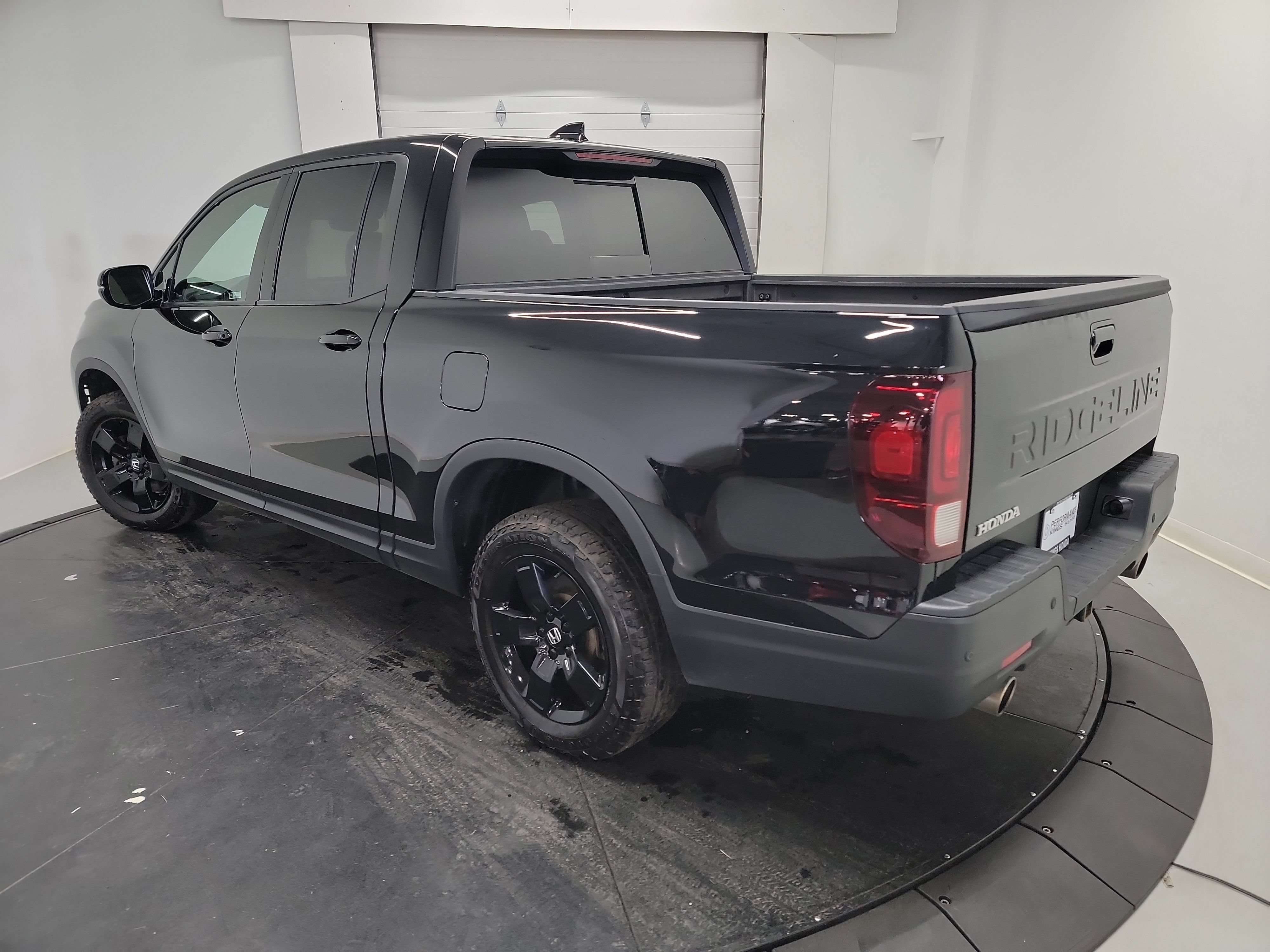 Used 2024 Honda Ridgeline Black Edition image 6