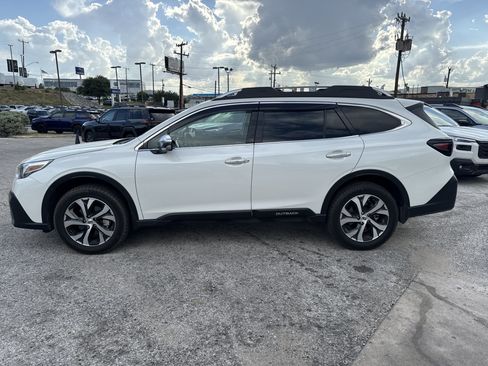 Certified 2022 Subaru Outback Touring XT w/ Popular Package #2 AWD/4WD image 6