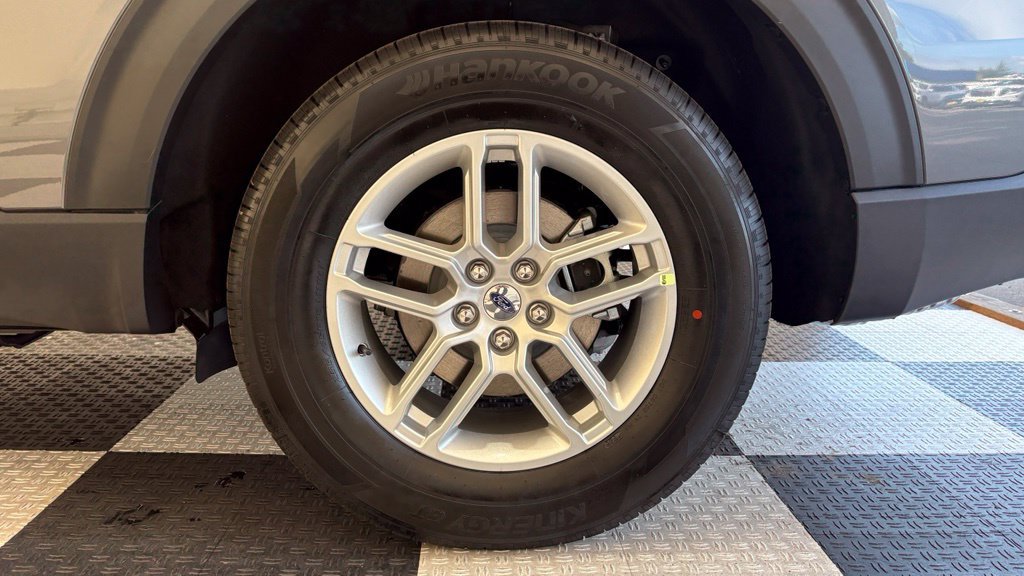 New 2026 Ford Explorer Active AWD/4WD image 12
