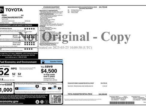 Used 2025 Toyota Prius XLE image 4