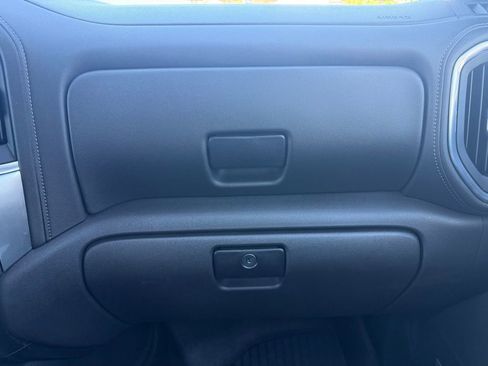 Used 2021 Chevrolet Silverado 1500 LT Trail Boss w/ Convenience Package II image 28