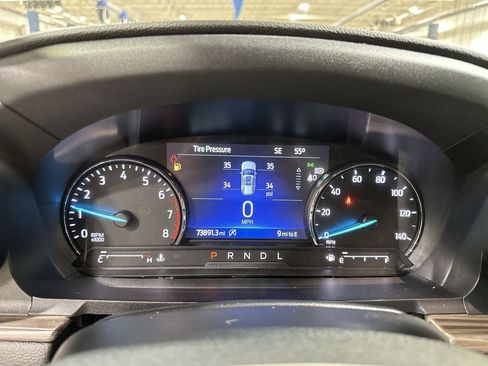 Used 2021 Ford Explorer Limited w/ Equipment Group 301A image 10