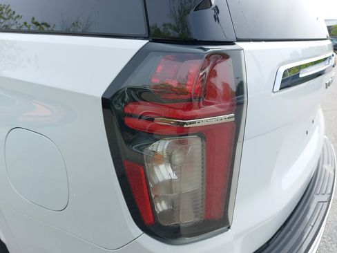 Used 2021 Chevrolet Tahoe LT w/ LT Signature Package image 35