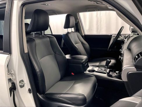 Used 2024 Toyota 4Runner SR5 Premium image 11