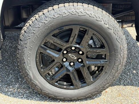 New 2026 Chevrolet Silverado 1500 LT Trail Boss w/ Convenience Package II AWD/4WD image 10