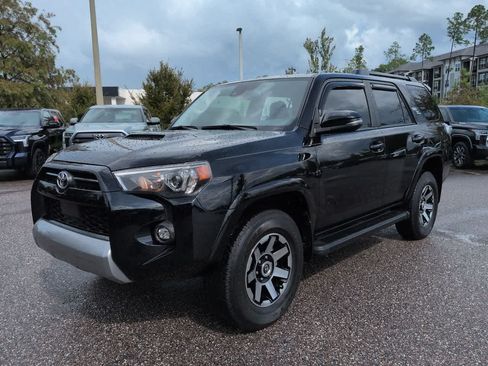 Used 2024 Toyota 4Runner TRD Off-Road Premium w/ Moonroof Package AWD/4WD image 2