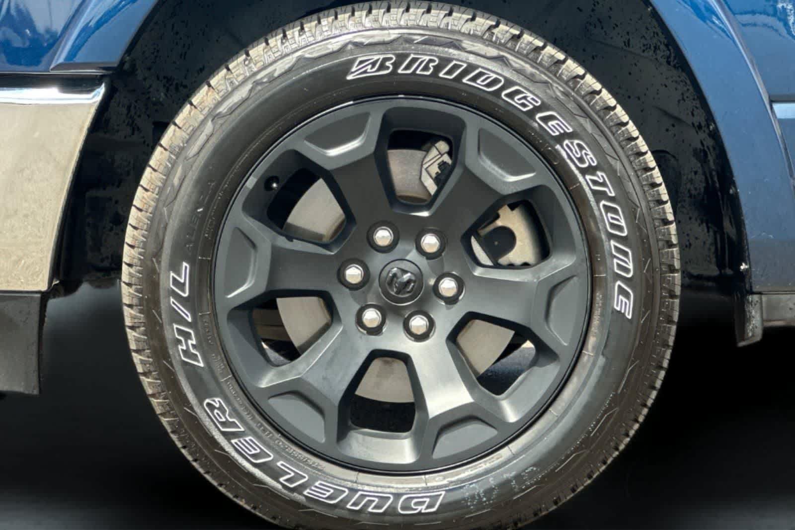 Used 2022 RAM 1500 Laramie AWD/4WD image 30