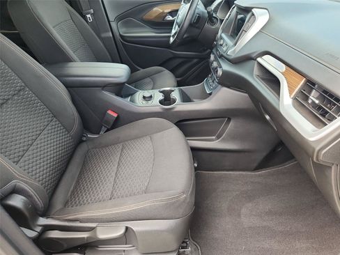 Used 2019 GMC Terrain SLE w/ Driver Convenience Package FWD image 26
