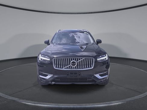 Used 2023 Volvo XC90 B5 Plus w/ Protection Package Premier AWD/4WD image 2