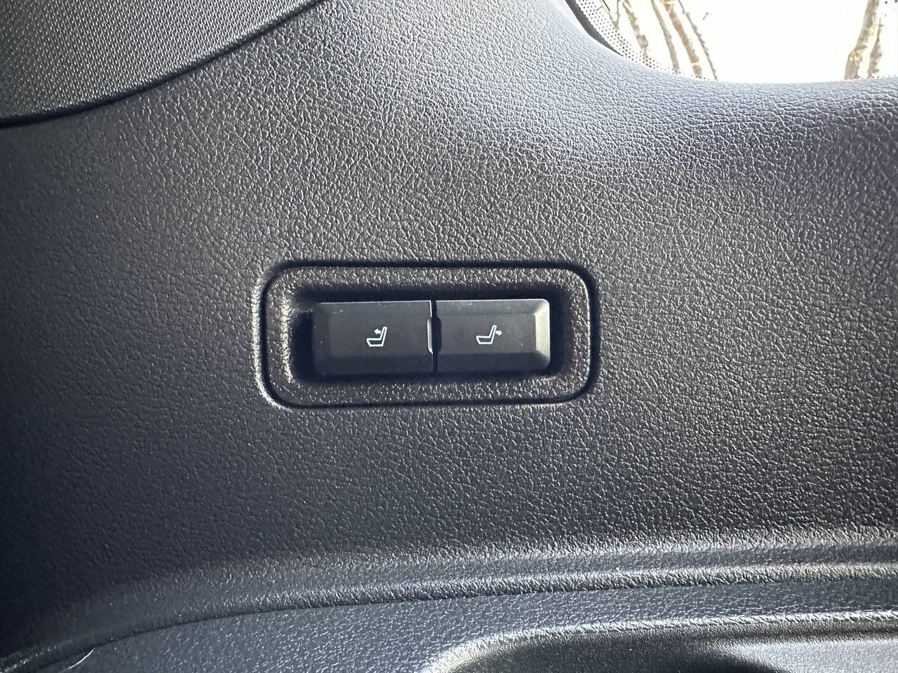 Used 2024 Ford Expedition Max Platinum AWD/4WD image 55