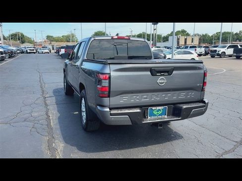 Used 2023 Nissan Frontier SV w/ SV Convenience Package RWD image 7