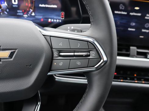 New 2026 Chevrolet Equinox LT image 8