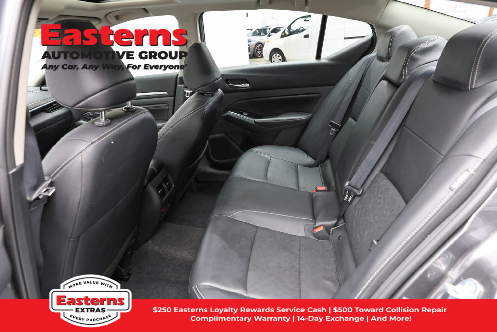Used 2023 Nissan Altima 2.5 SL AWD/4WD image 22