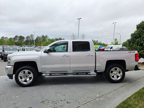 Used 2018 Chevrolet Silverado 1500 LTZ AWD/4WD image 4