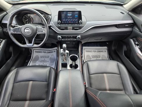 Certified 2023 Nissan Altima 2.5 SR FWD image 10
