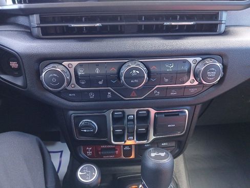 New 2026 Jeep Wrangler Unlimited Sport image 43