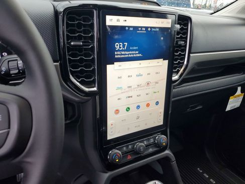 New 2025 Ford Ranger XLT w/ Equipment Group 301A High image 21