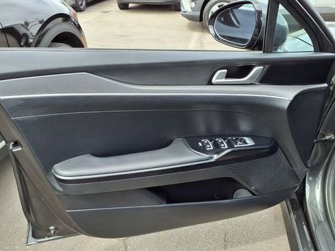 Used 2025 Kia K5 LXS FWD image 13