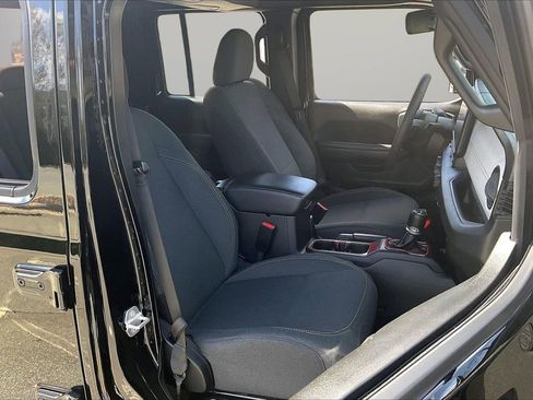 Certified 2024 Jeep Gladiator Sport AWD/4WD image 23