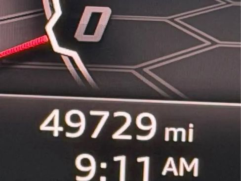 Used 2020 Lamborghini Urus AWD/4WD image 9