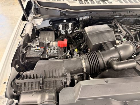 Used 2025 Ford F350 XLT w/ Black Appearance Package image 35