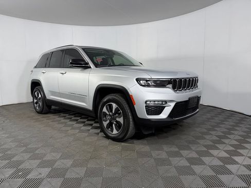 Used 2024 Jeep Grand Cherokee Limited 4xe AWD/4WD image 5