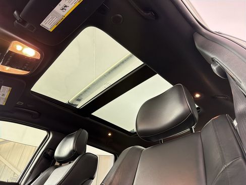 Used 2018 Jeep Grand Cherokee High Altitude image 16