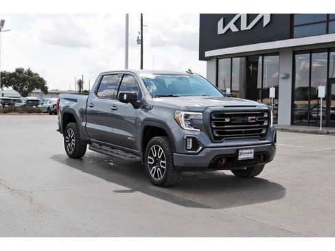 Used 2021 GMC Sierra 1500 AT4 w/ AT4 Premium Package AWD/4WD image 3