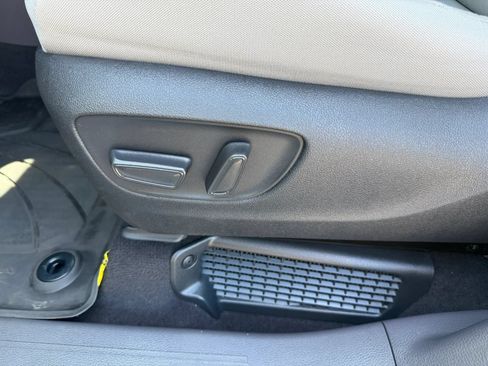 Used 2022 Toyota Sienna LE AWD/4WD image 54