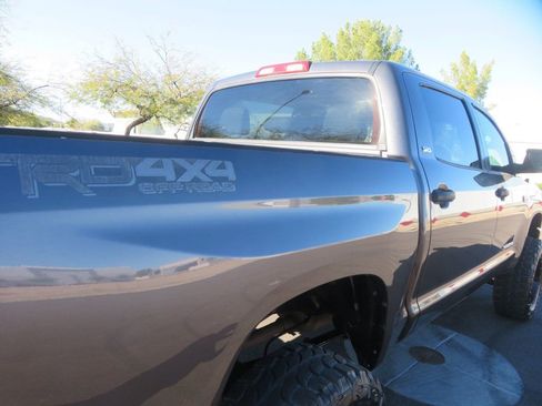 Used 2017 Toyota Tundra SR5 w/ TRD Off Road Package image 10