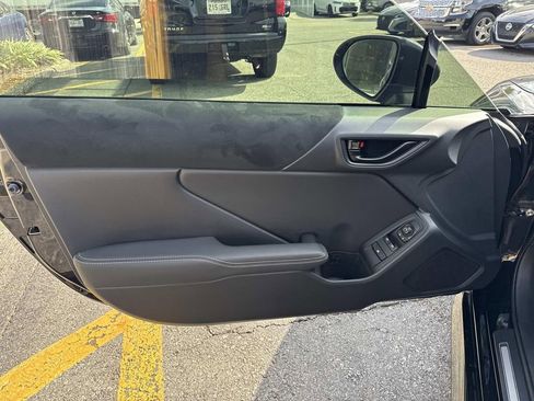 Used 2023 Toyota GR86 Premium image 20