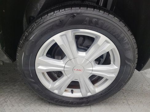 Used 2017 GMC Terrain SLE w/ Chrome Edition image 31