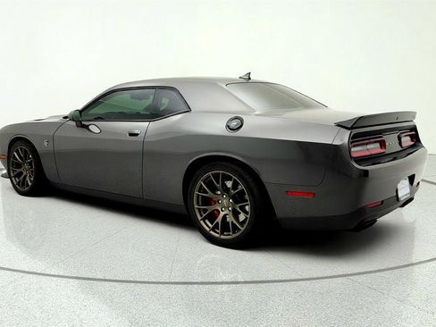 Used 2016 Dodge Challenger SRT Hellcat RWD image 7