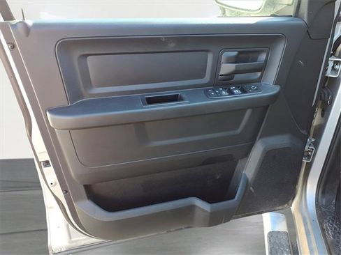 Used 2016 RAM 1500 Express image 42
