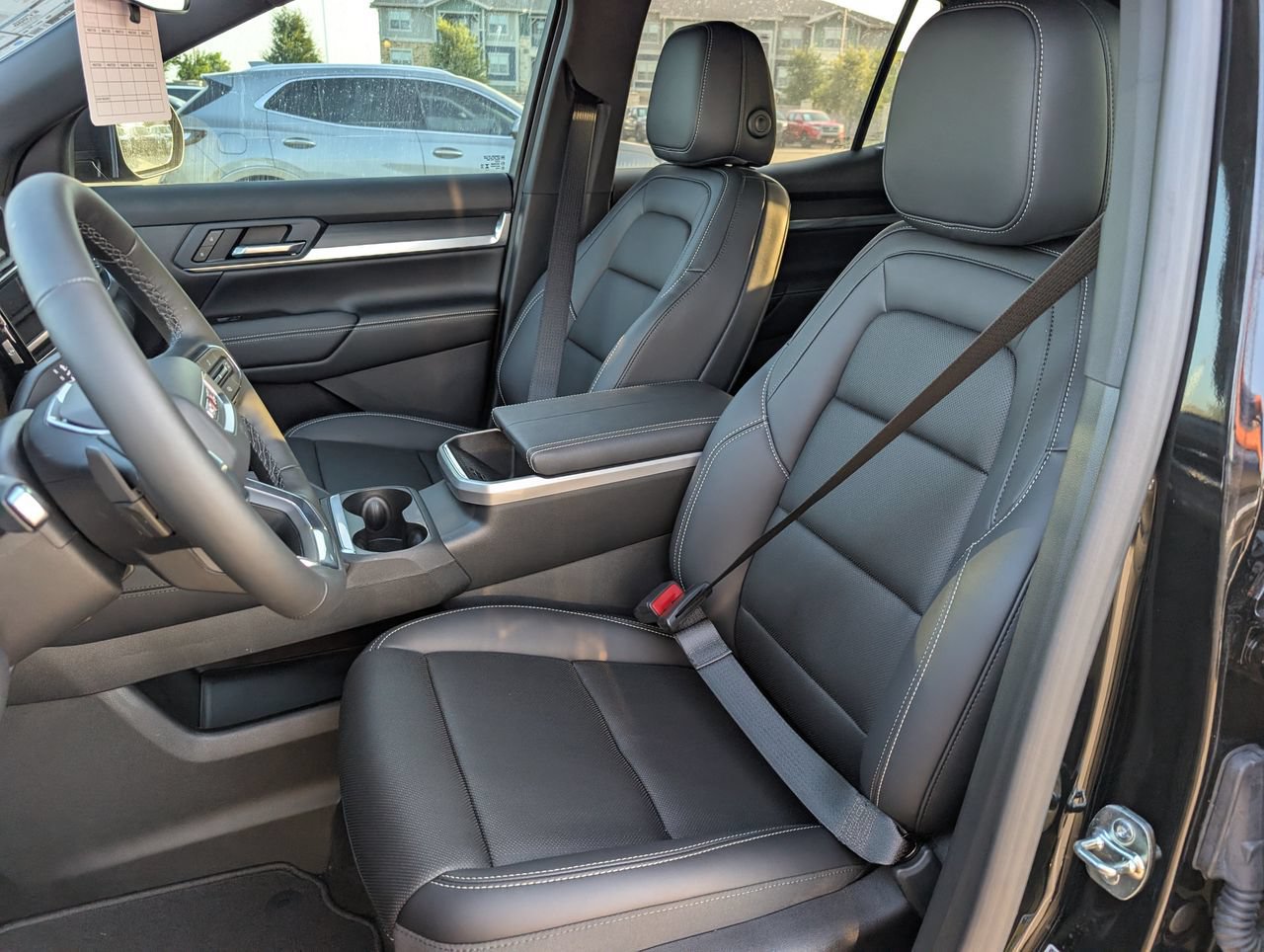 New 2027 GMC Terrain Elevation w/ Elevation Premium Package AWD/4WD image 17