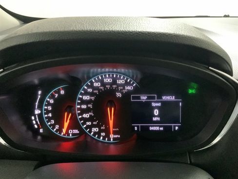 Used 2019 Chevrolet Trax Premier w/ Midnight Edition image 25