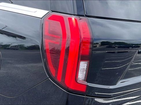 Used 2025 Ford Expedition Max Active AWD/4WD image 31