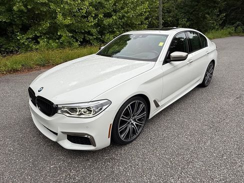 Used 2018 BMW M550i xDrive AWD/4WD image 2
