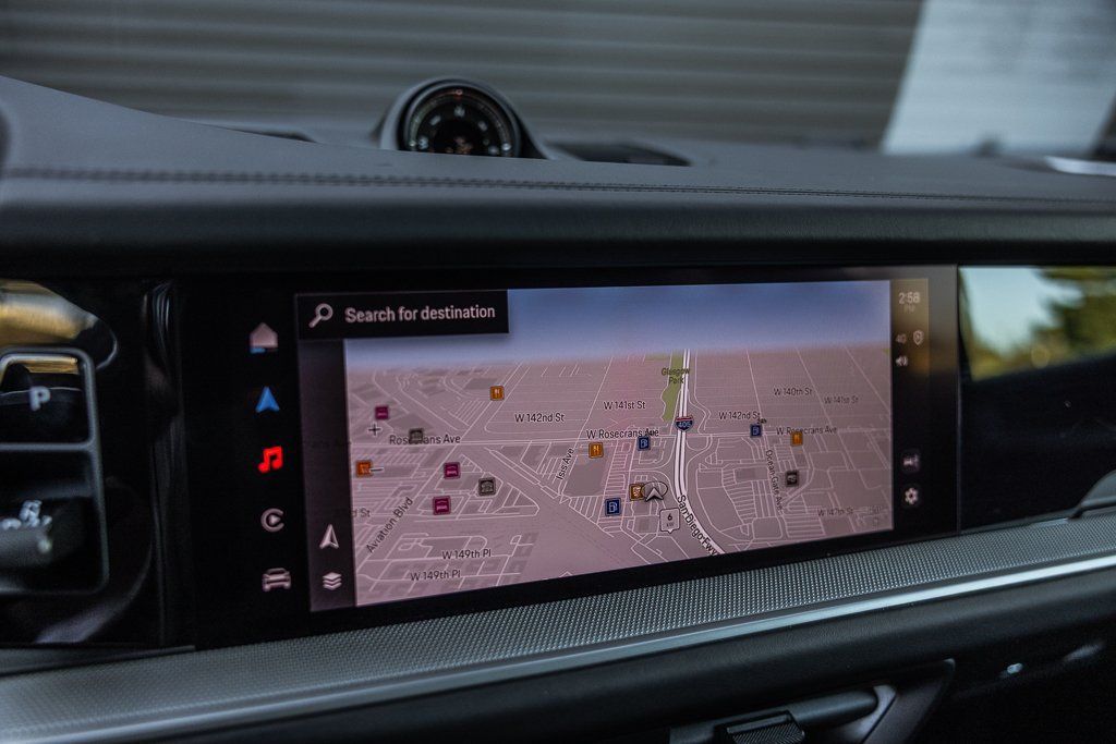 Certified 2025 Porsche Cayenne E-Hybrid AWD/4WD image 23