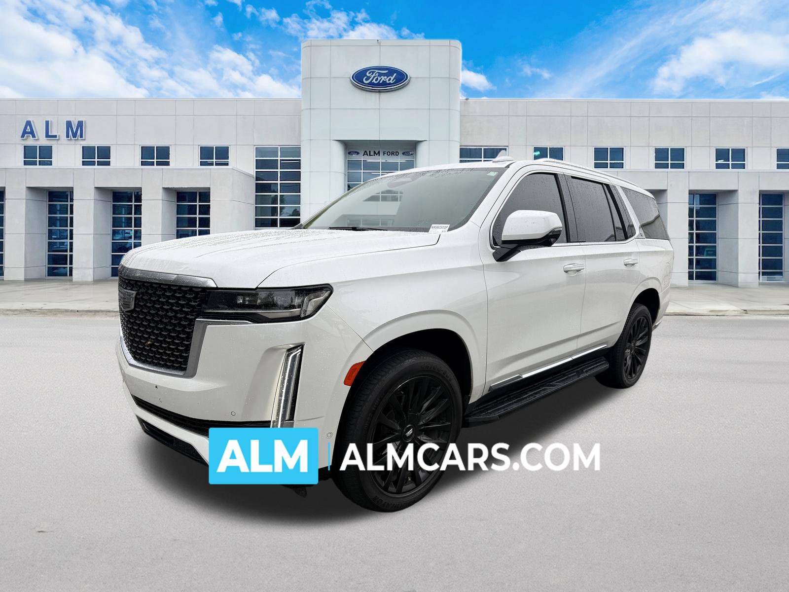 Used 2022 Cadillac Escalade Premium Luxury AWD/4WD image 1