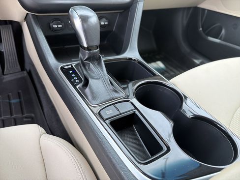 Used 2019 Hyundai Sonata SEL FWD image 12
