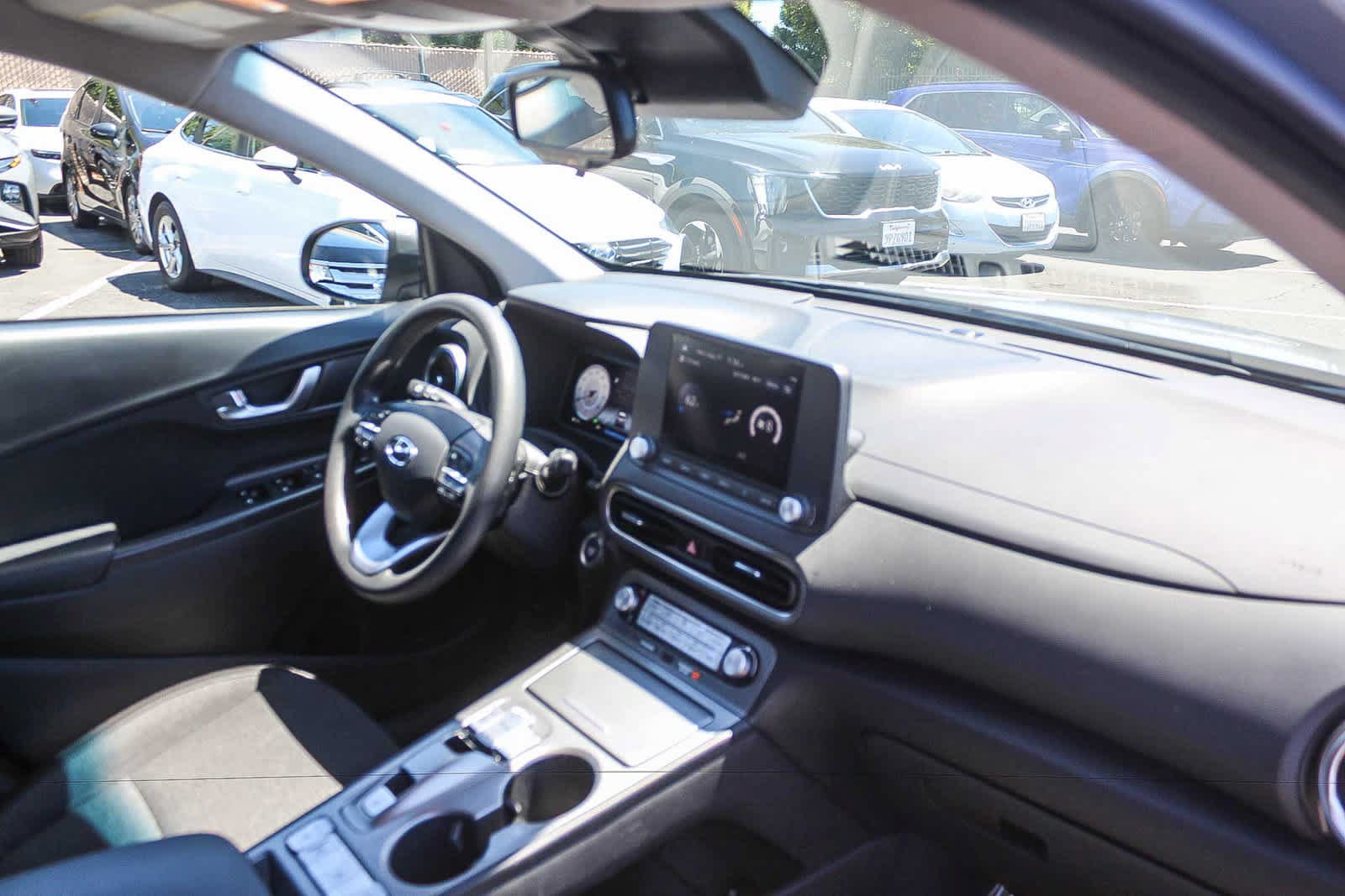 Certified 2023 Hyundai Kona SE FWD image 21