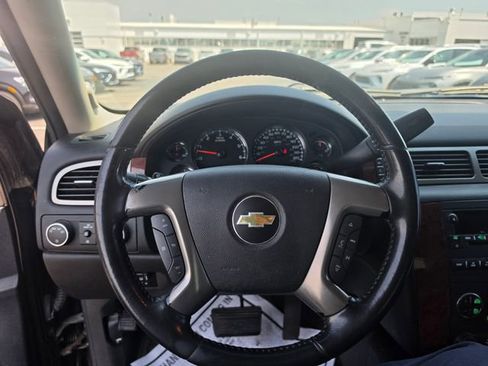 Used 2012 Chevrolet Avalanche LT w/ All-Star Edition AWD/4WD image 16